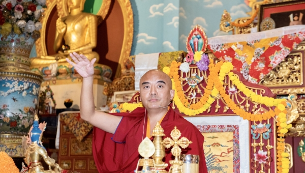 Kyabje Yongey Mingyur Rinpoche Presides over the 10th Arya Kshema